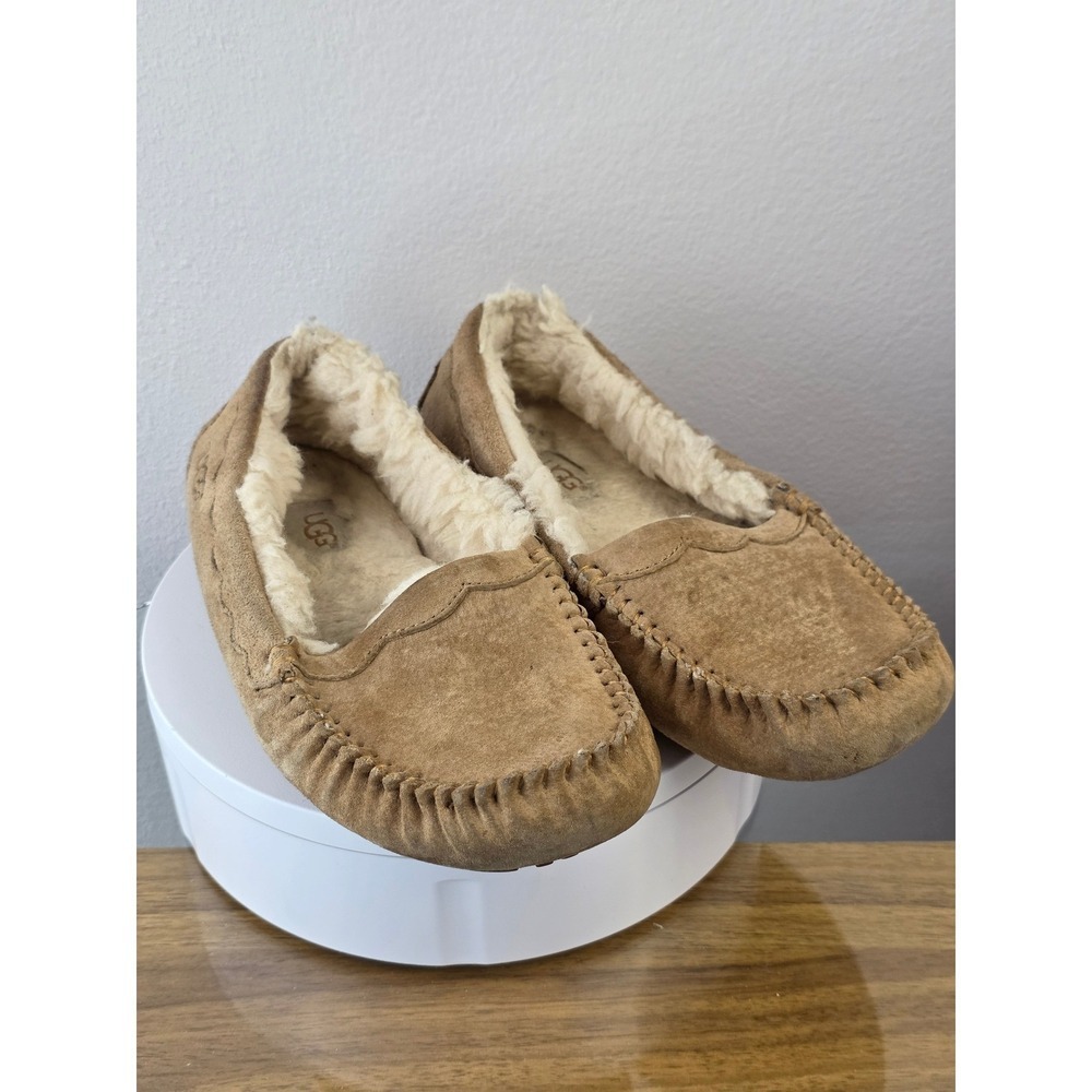 UGG Ansley Chestnut Suede Moccasin Slippers Women 6 Tan  Lined 1012896